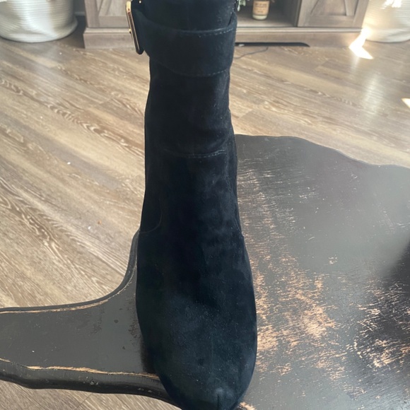 Express Genuine Suede Platform Buckle Boots - Picture 4 of 14